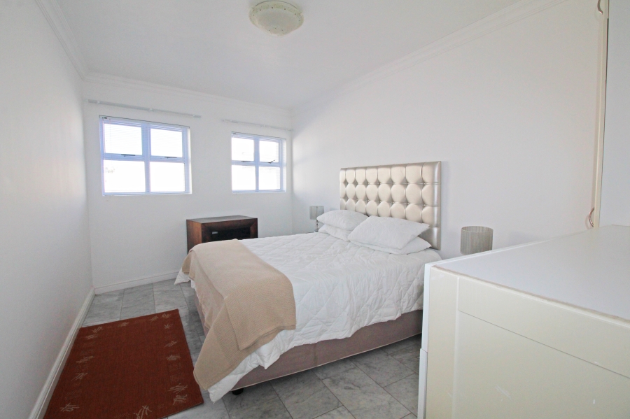 5 Bedroom Property for Sale in Paradise Beach Western Cape